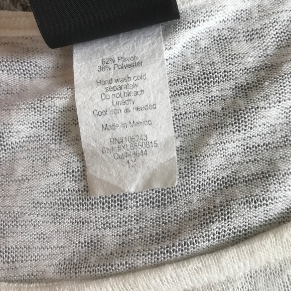 Misses 1X lightweight knit tunic top with lace - Picture 4 of 5